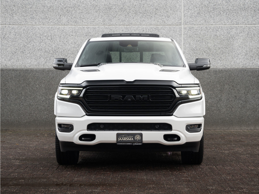 Dodge RAM 1500 5.7 V8 4x4 Crew Cab Limited Night