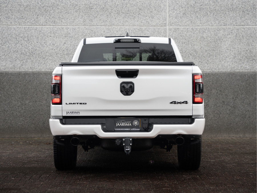 Dodge RAM 1500 5.7 V8 4x4 Crew Cab Limited Night
