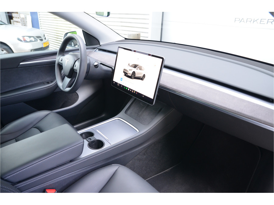 Tesla Model Y RWD 58 kWh