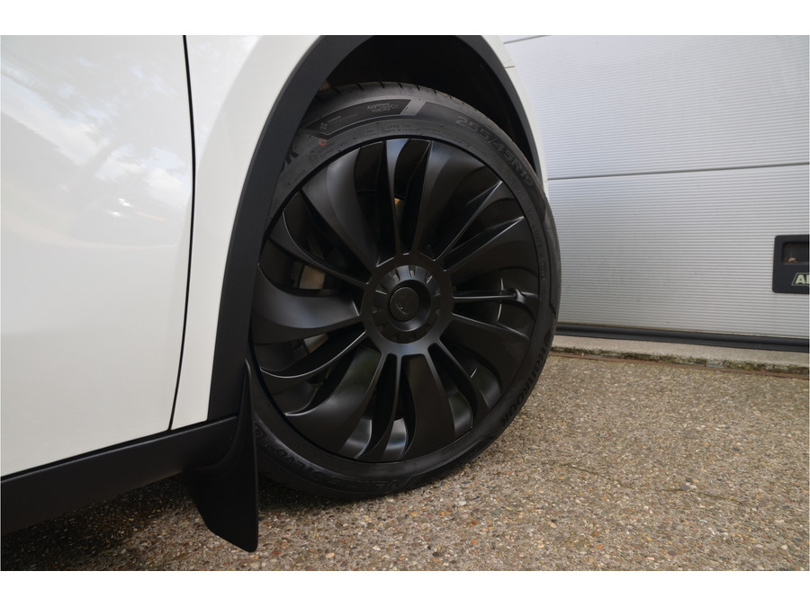 Tesla Model Y RWD 58 kWh