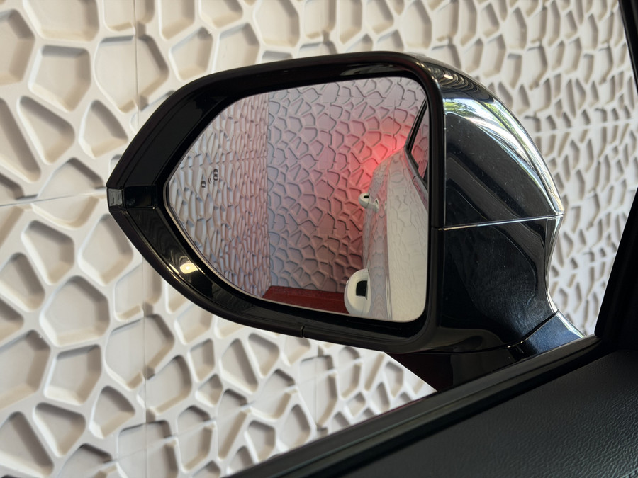 MG MG HS PHEV 1.5 TGDI LUXURY PHEV PLUG-IN HYBRIDE | LEER | 272PK NIEUWE AUTO | >1.000 KM TOTAAL BEREIK | 360° CAM