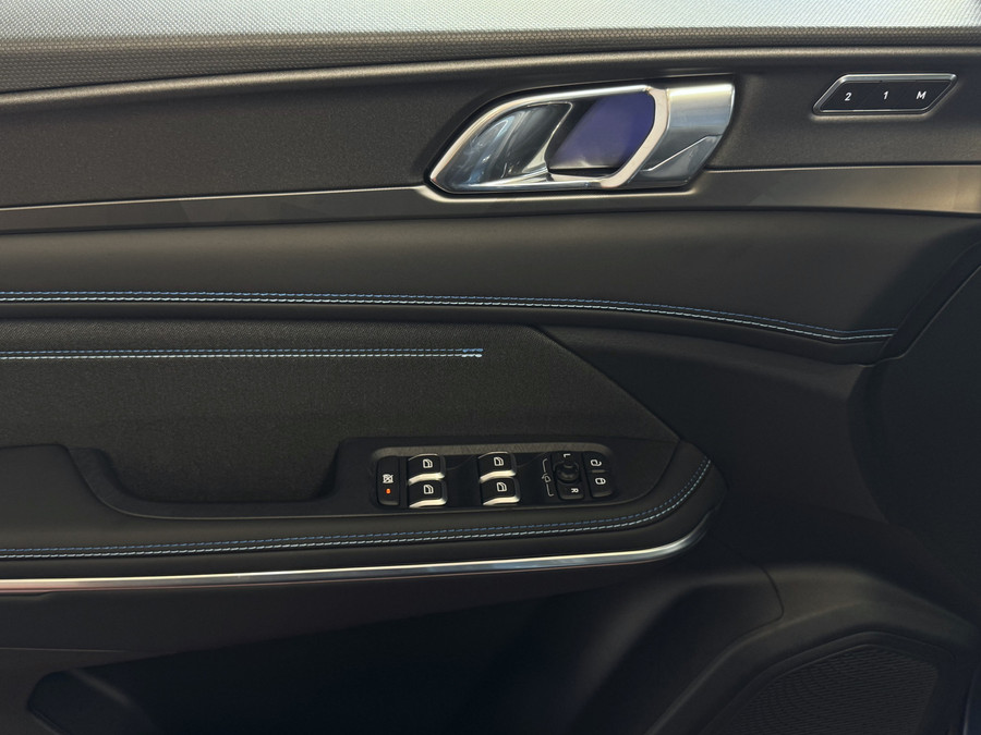 Lynk & Co 01 ✅1.5 261 PK NIEUWE AUTO ✅ 2025 / STOEL VERW. 1.5 261 PK ZWARTE HEMEL 360CAM