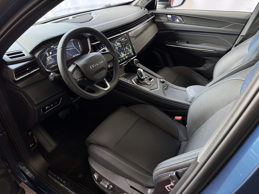 Lynk & Co 01 ✅1.5 261 PK NIEUWE AUTO ✅ 2025 / STOEL VERW. 1.5 261 PK ZWARTE HEMEL 360CAM