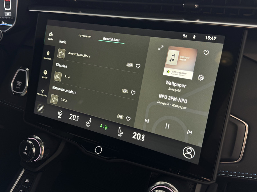 Lynk & Co 01 ✅1.5 261 PK NIEUWE AUTO ✅ 2025 / STOEL VERW. 1.5 261 PK ZWARTE HEMEL 360CAM