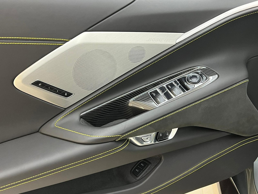 Corvette C8 C8.R Convertible Carbon Pack