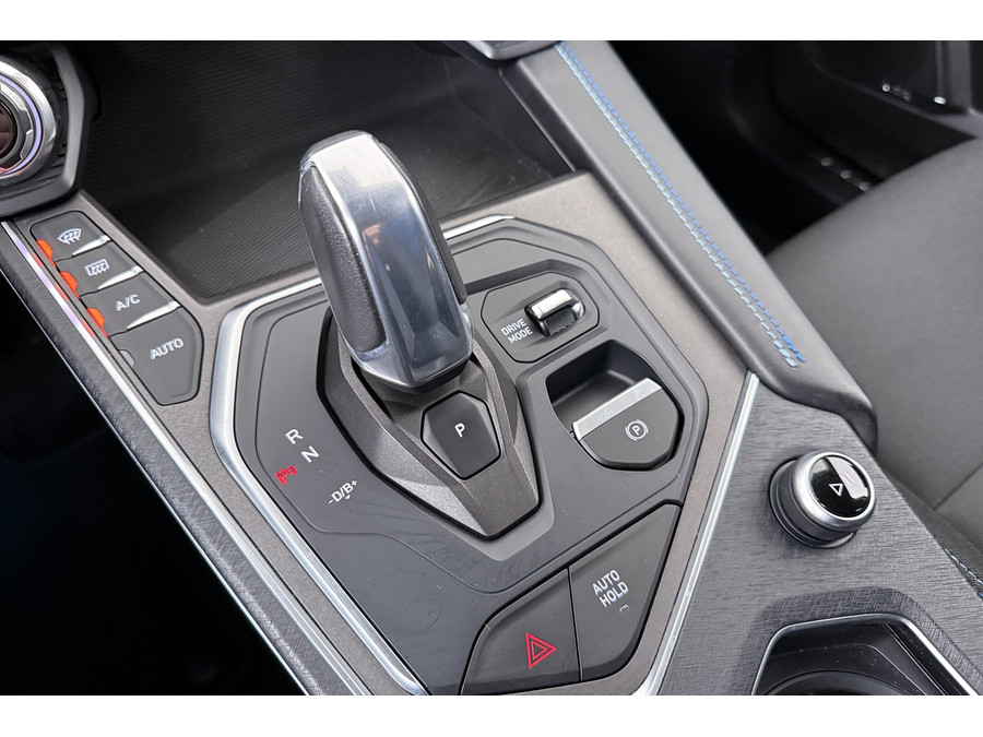 Lynk & Co 01 1.5 PHEV