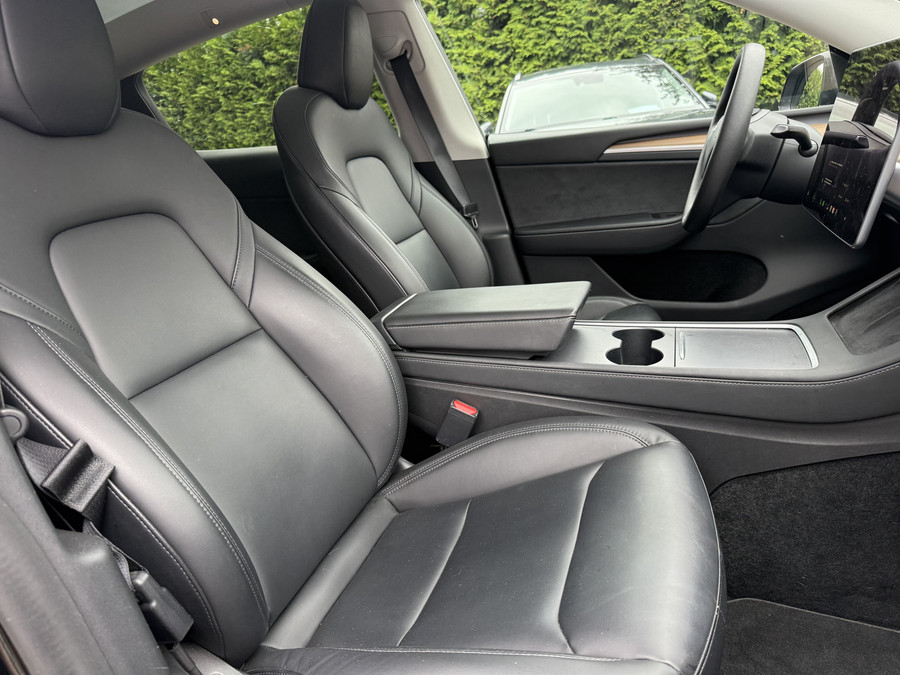Tesla Model Y Performance AWD 75 kWh,