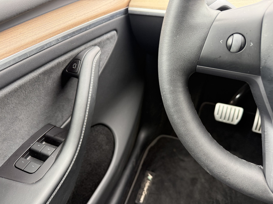 Tesla Model Y Performance AWD 75 kWh,