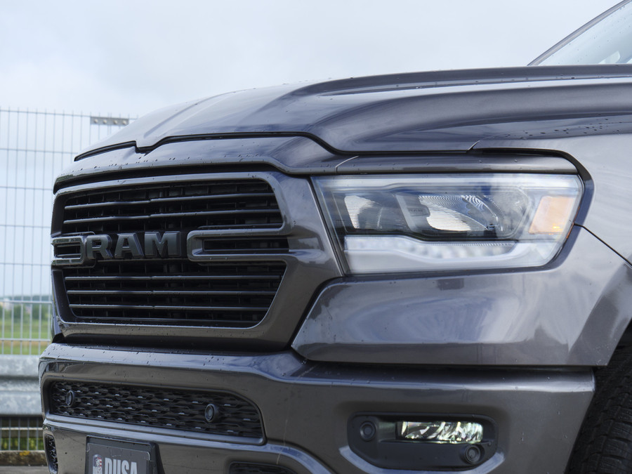 Dodge RAM 1500 | Laramie Sport | 5.7 V8 | HEMI | 4x4 | Crew Cab