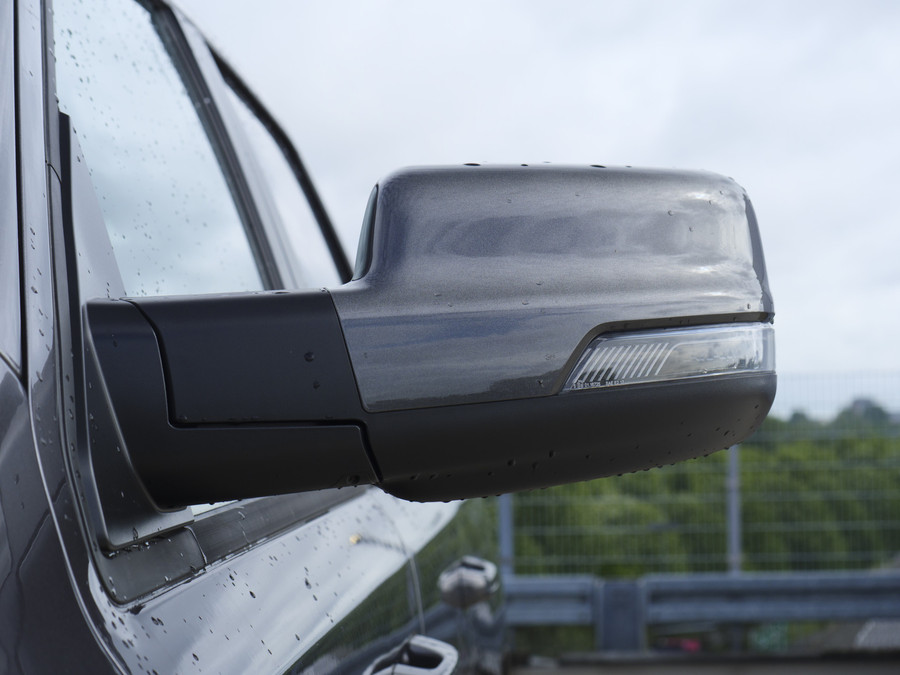 Dodge RAM 1500 | Laramie Sport | 5.7 V8 | HEMI | 4x4 | Crew Cab