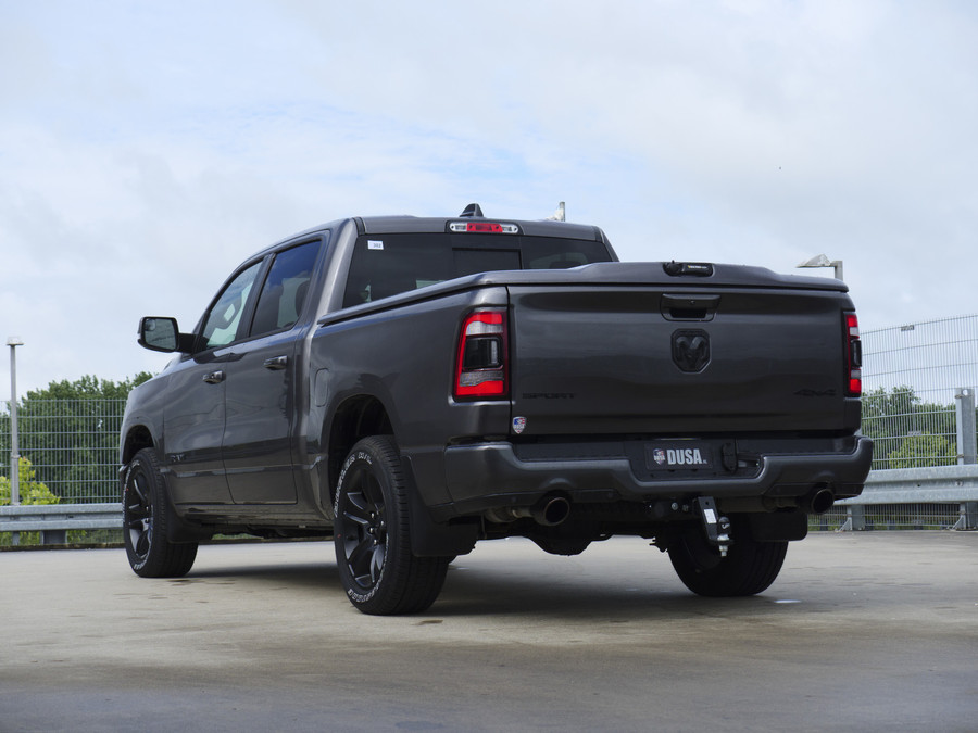 Dodge RAM 1500 | Laramie Sport | 5.7 V8 | HEMI | 4x4 | Crew Cab