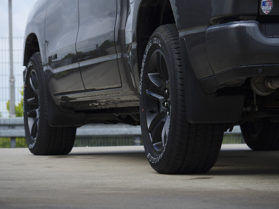 Dodge RAM 1500 | Laramie Sport | 5.7 V8 | HEMI | 4x4 | Crew Cab