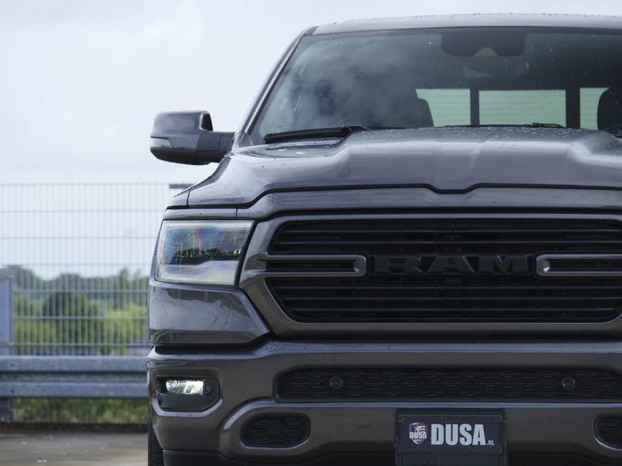 Dodge RAM 1500 | Laramie Sport | 5.7 V8 | HEMI | 4x4 | Crew Cab