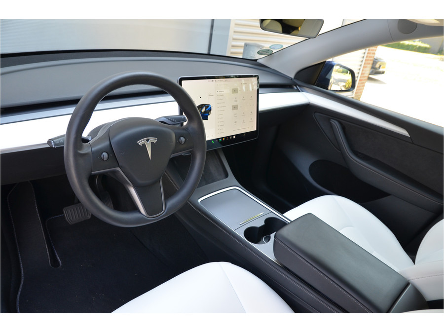Tesla Model Y Long Range AWD 75 kWh