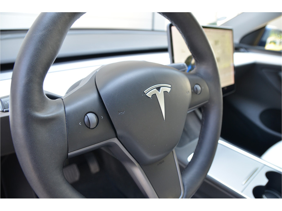 Tesla Model Y Long Range AWD 75 kWh