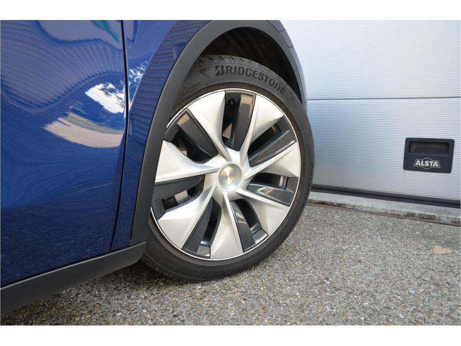 Tesla Model Y Long Range AWD 75 kWh