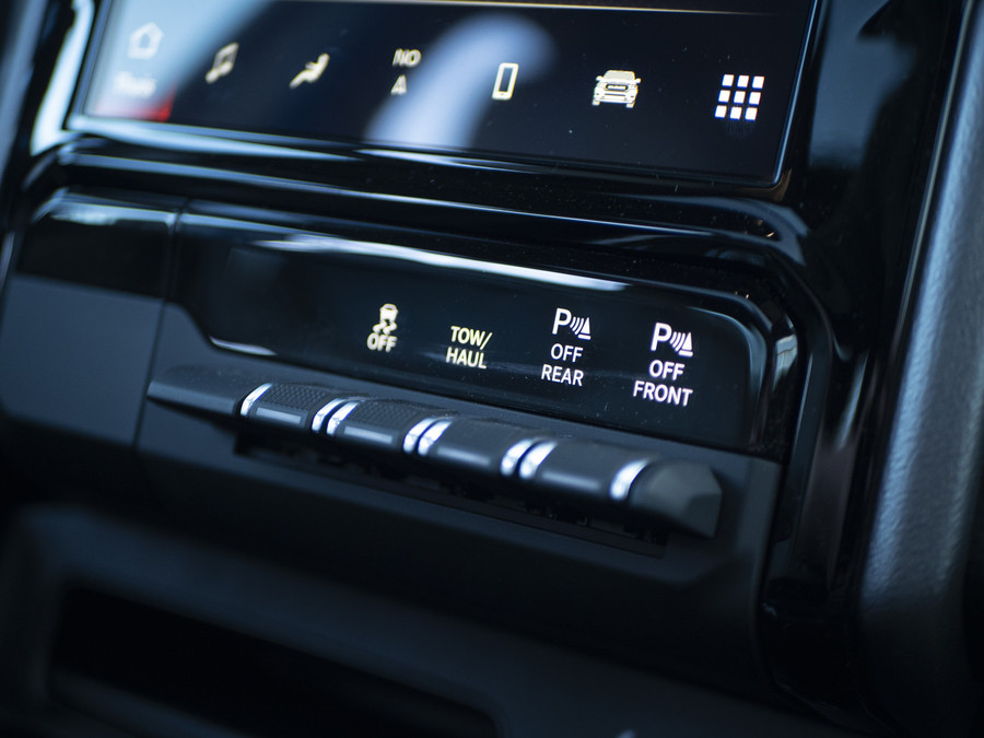 RAM 1500 Rebel | 3.6L V6 | Crew Cab