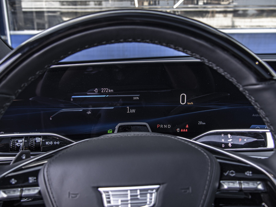 Cadillac LYRIQ Sport