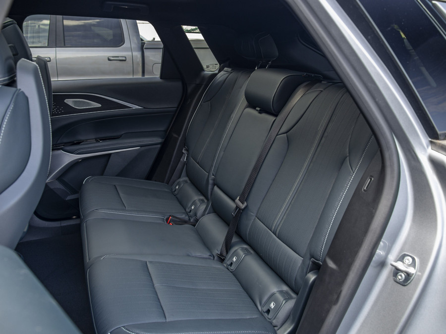 Cadillac LYRIQ Sport