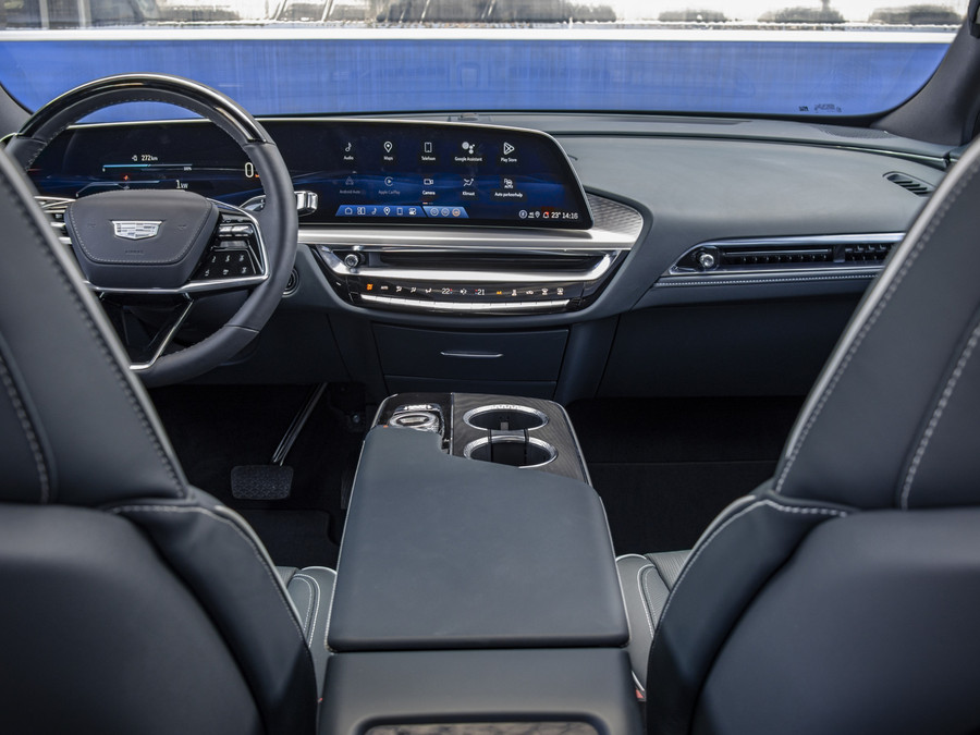 Cadillac LYRIQ Sport