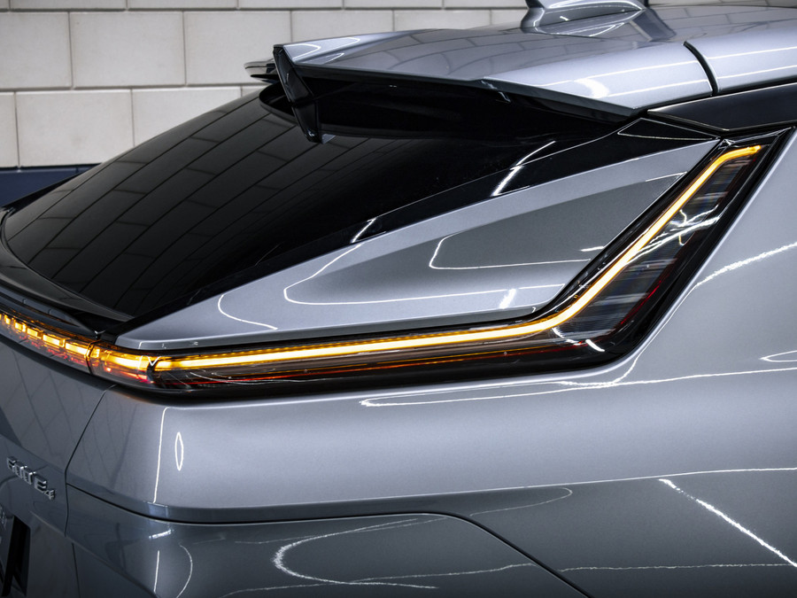 Cadillac LYRIQ Sport