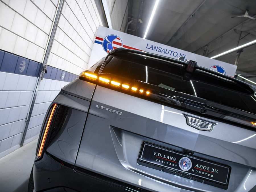 Cadillac LYRIQ Sport