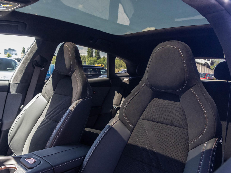 Zeekr 001 AWD Privilege 100 kWh