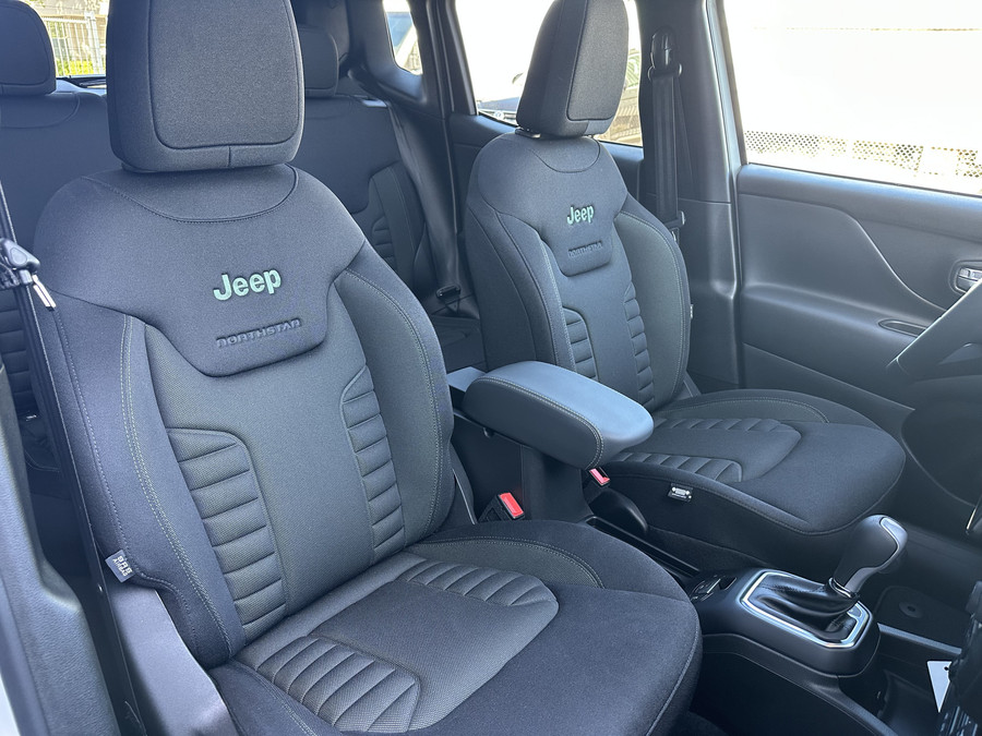 Jeep Renegade 4xe 240 Plug-in Hybrid The North Star (Schuif/kantel Dak - Navigarie - Apple Carplay - Camera - Stoe