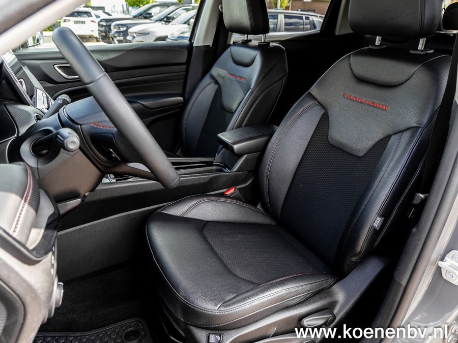 Jeep Compass 4XE 240pk PHEV Trailhawk Autom. PANO / CLIMA / ADAP. CRUISE