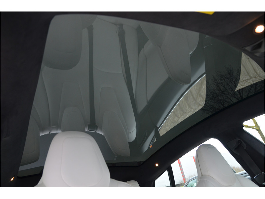 Tesla Model S 75D (4x4)