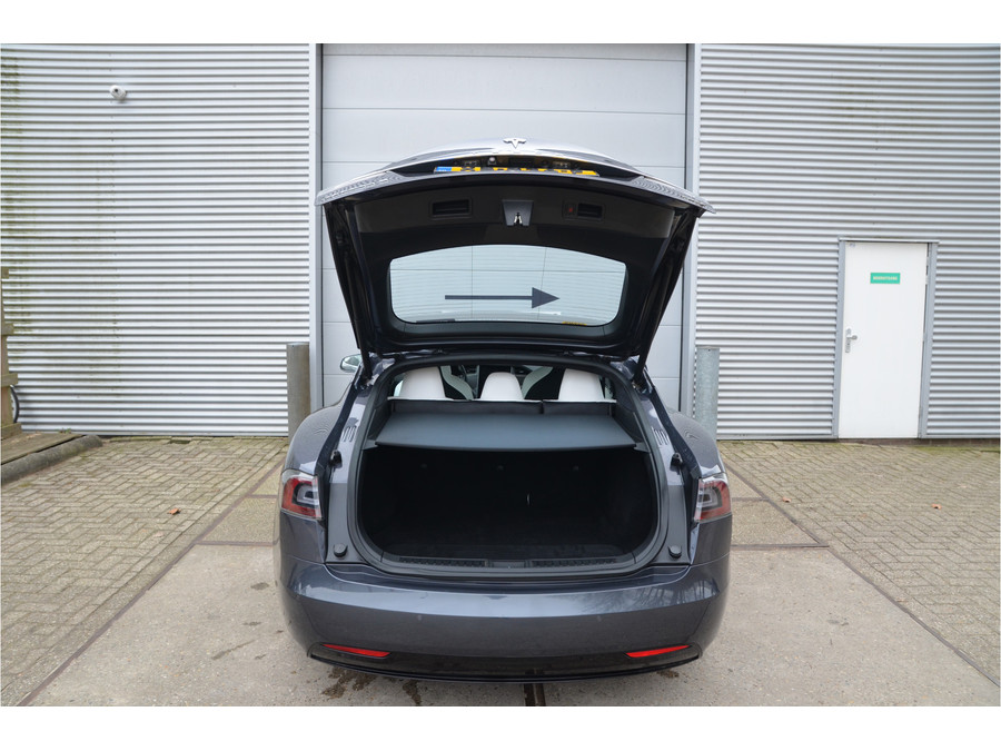 Tesla Model S 75D (4x4)